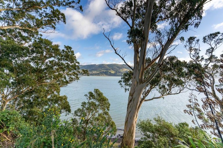 Photo of property in 27 Marine Parade, Macandrew Bay, Dunedin, 9014