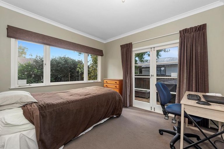 Photo of property in 124a Masters Avenue, Silverdale, Hamilton, 3216