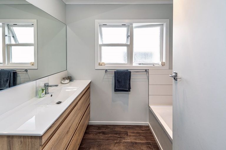 Photo of property in 8a Kings Avenue, Gonville, Whanganui, 4501