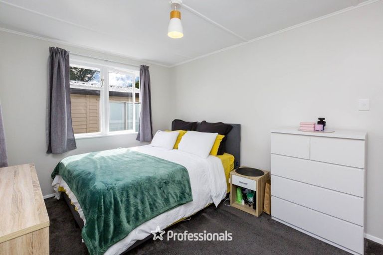 Photo of property in 28b Blenheim Street, Upper Hutt Central, Upper Hutt, 5018