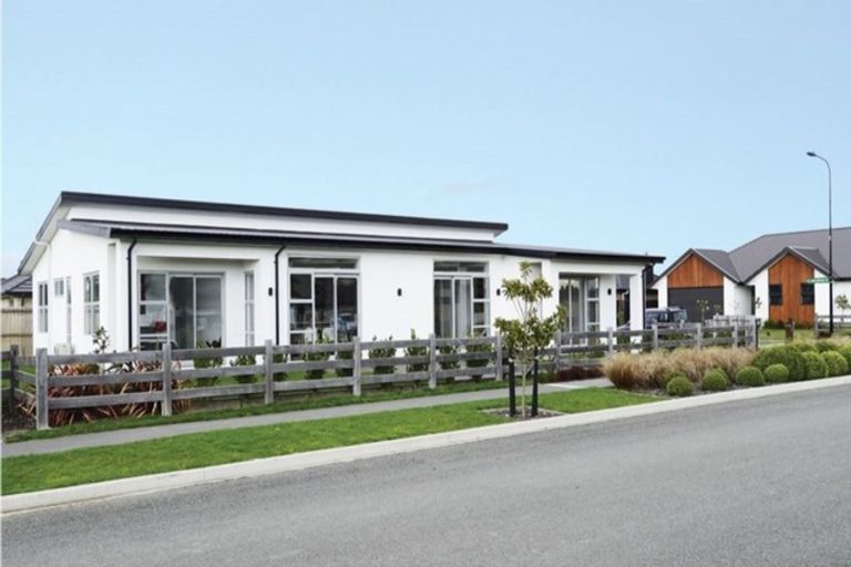 Photo of property in 1 Catchpole Place, Woodend, 7610