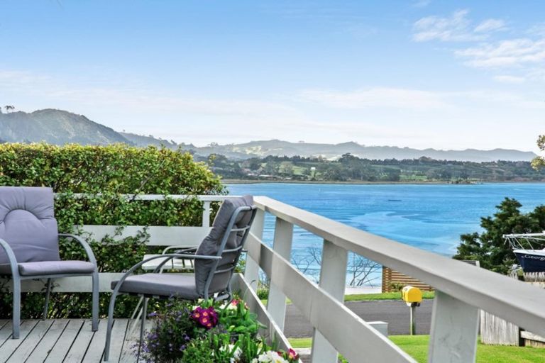 Photo of property in 4 Giles Way, Tanners Point, Katikati, 3177