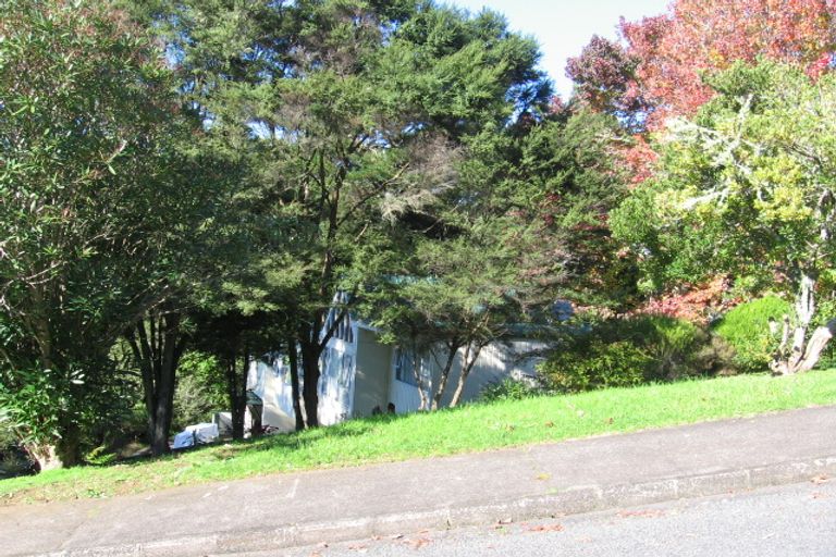 Photo of property in 11 Karapiti Place, Glen Eden, Auckland, 0602