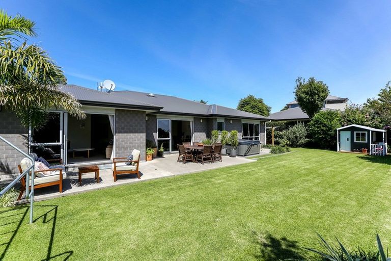 Photo of property in 67 Karamea Street, Whalers Gate, New Plymouth, 4310