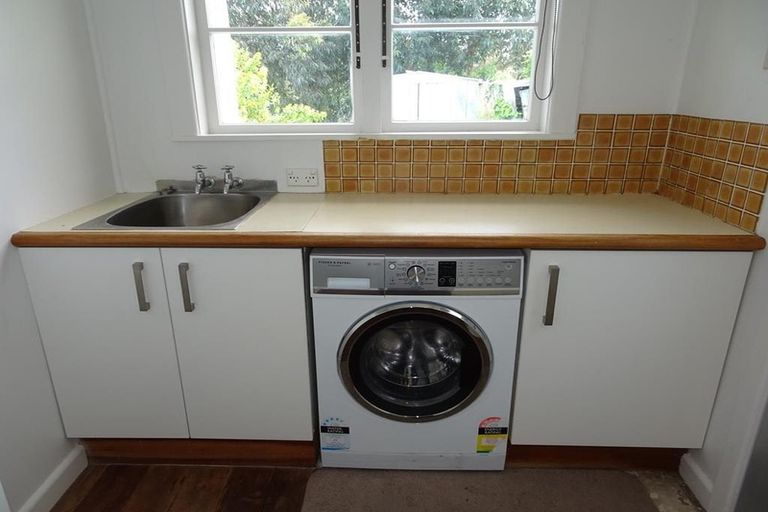 Photo of property in 38 Guys Hill Road, Hospital Hill, Napier, 4110