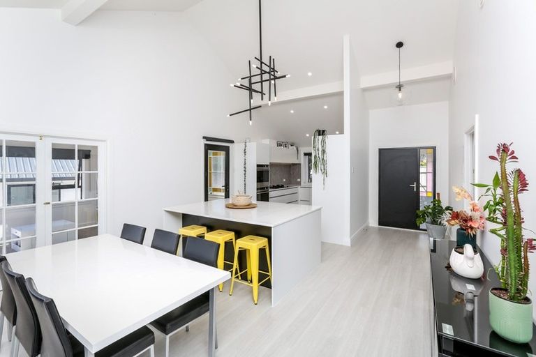 Photo of property in 105 Parklands Avenue, Bell Block, New Plymouth, 4312