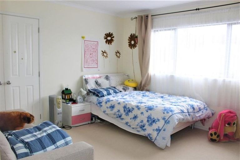 Photo of property in 7 Penwood Close, East Tamaki Heights, Auckland, 2016