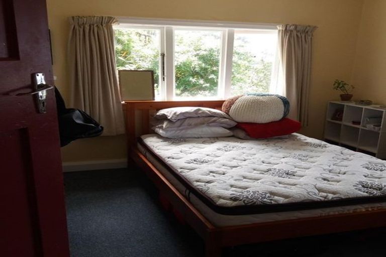 Photo of property in 78 Farnham Street, Mornington, Wellington, 6021