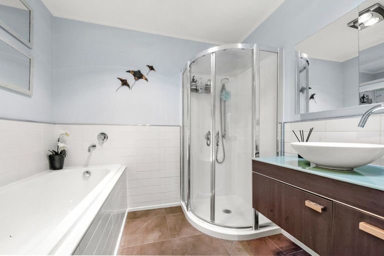 Photo of property in 185 Major Drive, Kelson, Lower Hutt, 5010