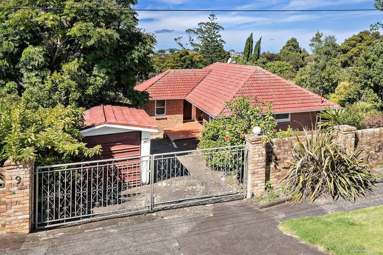 Photo of property in 9 Bank Street, Hillcrest, Auckland, 0627