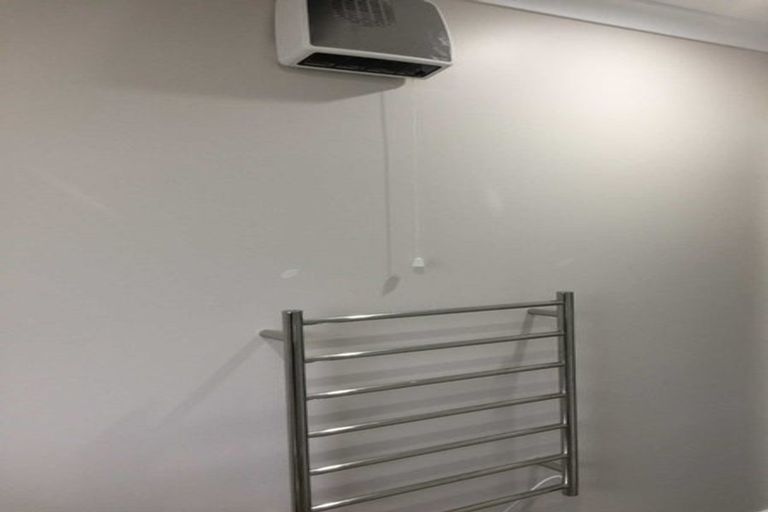 Photo of property in 4/81 Ward Street, Wallaceville, Upper Hutt, 5018