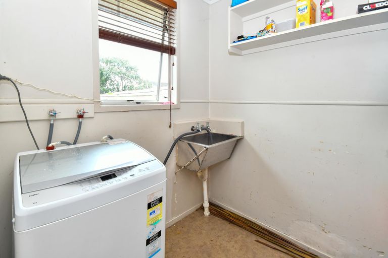 Photo of property in 91 Arimu Road, Papakura, 2110