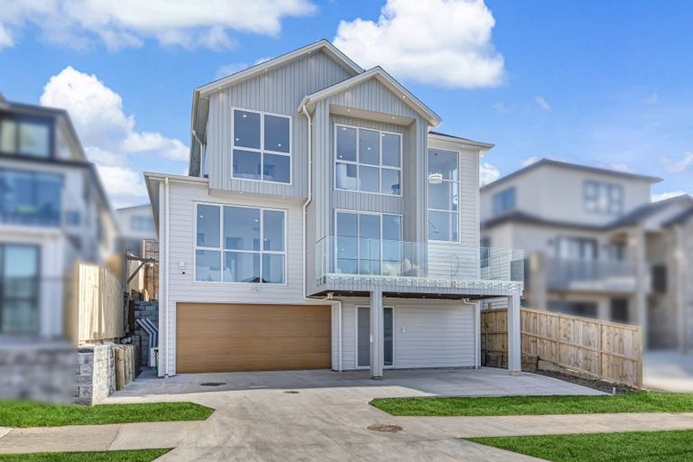 Photo of property in 40 Drumnaconagher Road, Flat Bush, Auckland, 2019