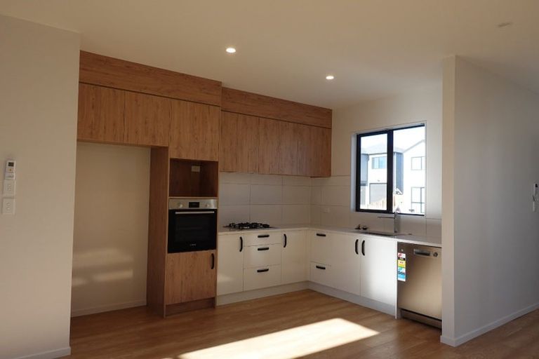 Photo of property in 7 Tumu Road, Papakura, 2110