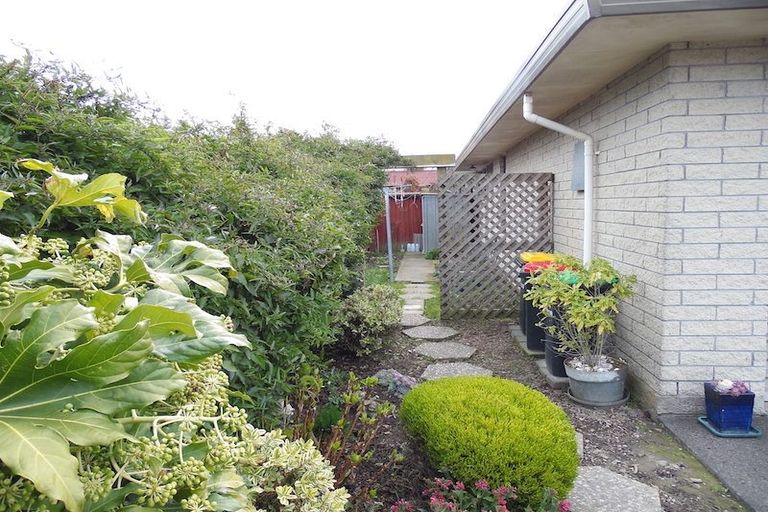 Photo of property in 1/23d Craven Street, Sockburn, Christchurch, 8042