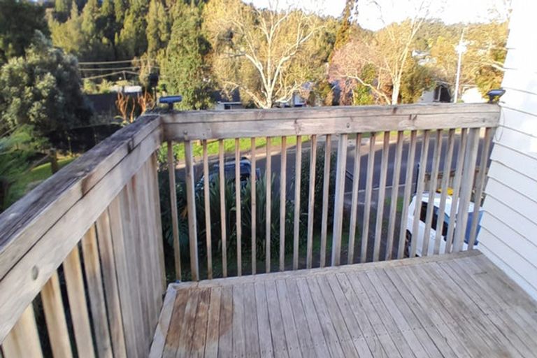 Photo of property in 13 Vandeleur Avenue, Birkdale, Auckland, 0626