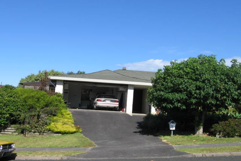 Photo of property in 33 Redwing Street, Browns Bay, Auckland, 0630