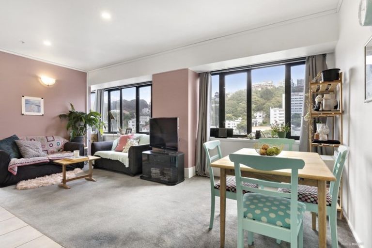 Photo of property in St Peters Apartments, 7d/192 Willis Street, Te Aro, Wellington, 6011