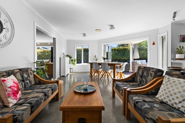 Photo of property in 6 Barcroft Street, Frimley, Hastings, 4120