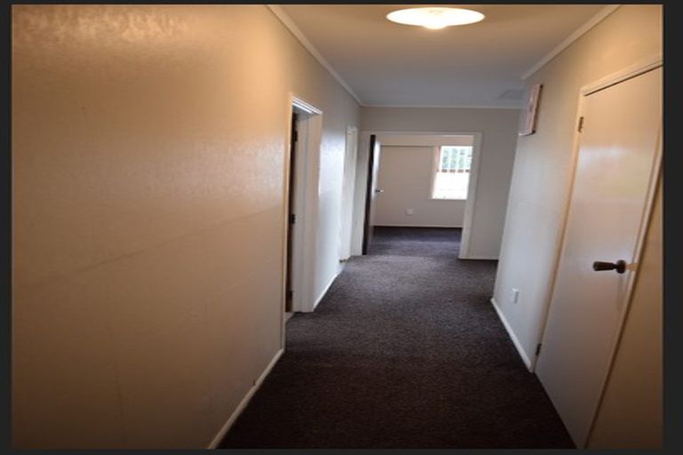 Photo of property in 3/82 Pah Road, Papatoetoe, Auckland, 2025