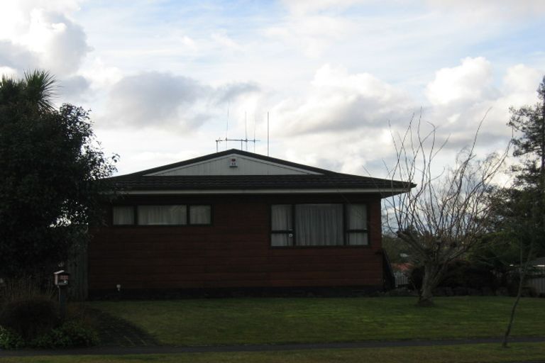 Photo of property in 98 Amanda Avenue, Dinsdale, Hamilton, 3204