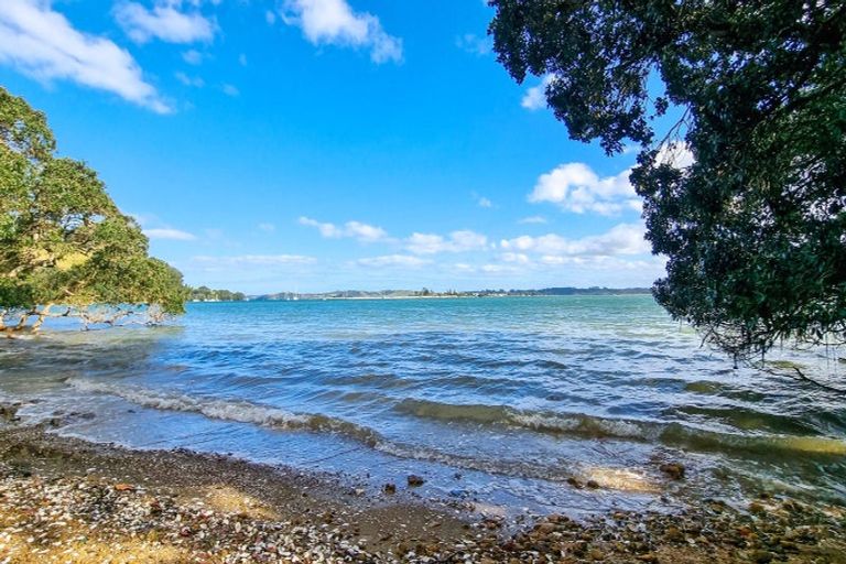 Photo of property in 417 Leigh Road, Whangateau, 0985