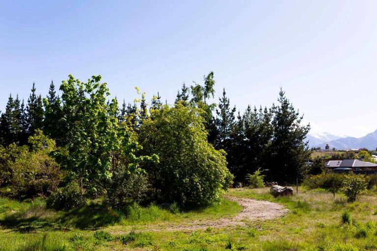 Photo of property in 8 Cemetery Road, Lake Hawea, Wanaka, 9382