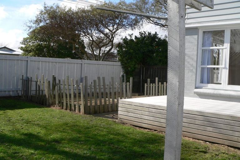 Photo of property in 140 Epuni Street, Epuni, Lower Hutt, 5011