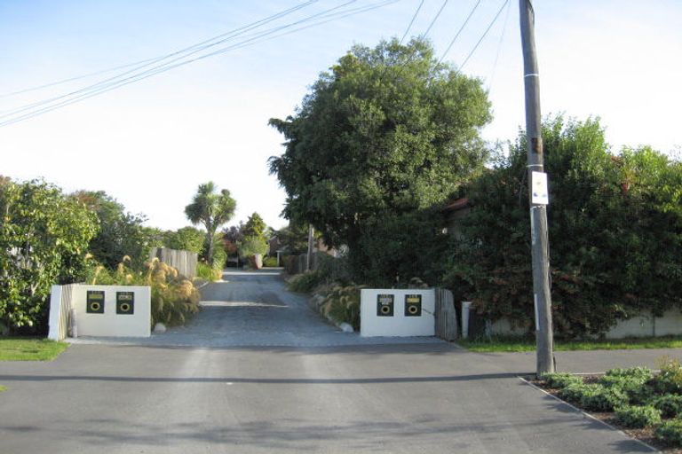 Photo of property in 143 Hamilton Avenue, Ilam, Christchurch, 8041