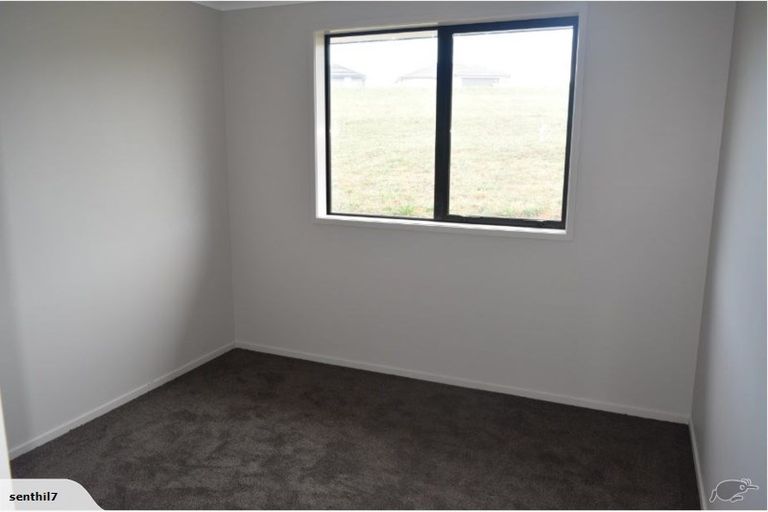 Photo of property in 16 Loader Place, Pokeno, 2402