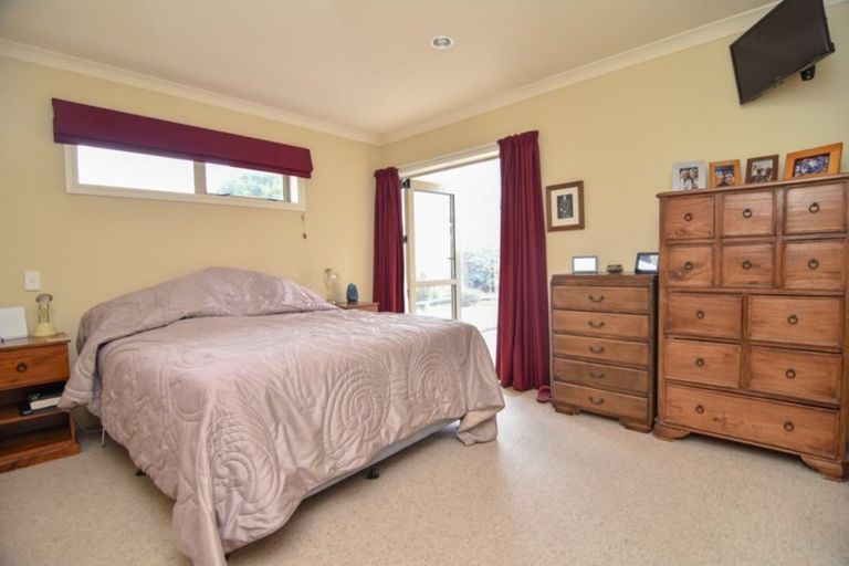 Photo of property in 7c Garrison Street, Carterton, 5713