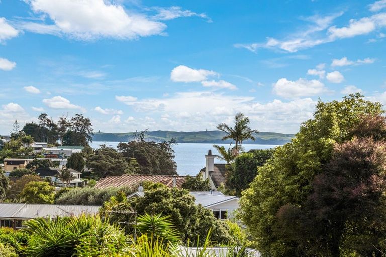 Photo of property in 11 Evelyn Road, Cockle Bay, Auckland, 2014