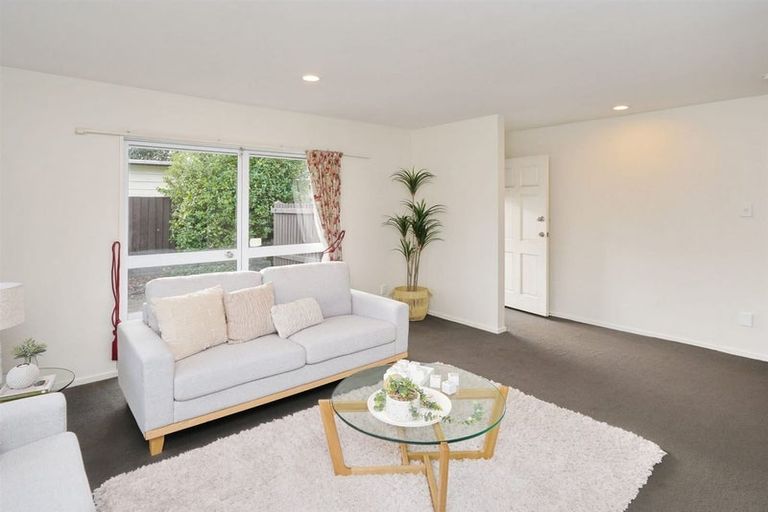 Photo of property in 2/288 Pine Avenue, South New Brighton, Christchurch, 8062