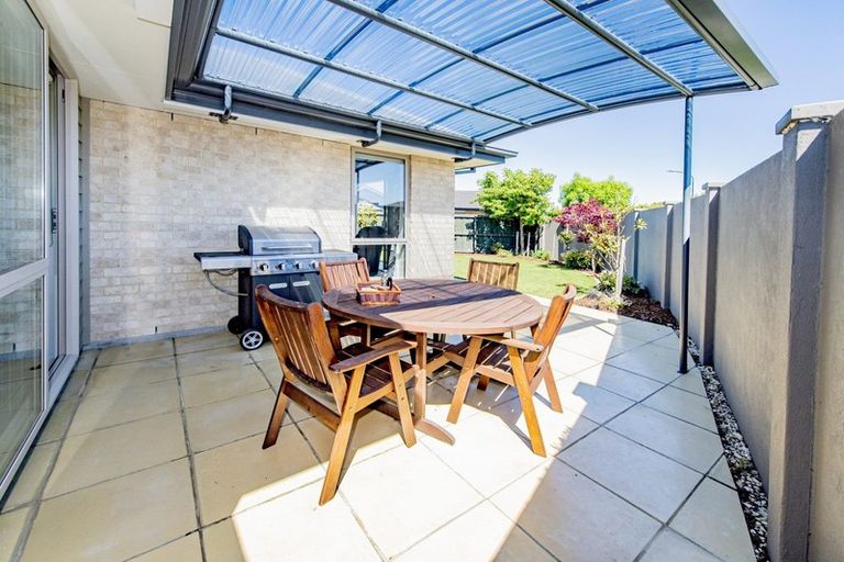 Photo of property in 11 Rossall Crescent, Rolleston, 7615