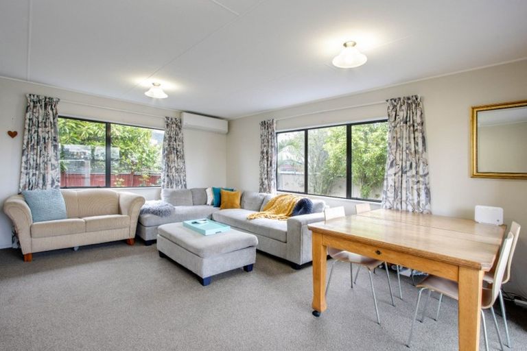 Photo of property in 15a Waterhouse Street, Taradale, Napier, 4112