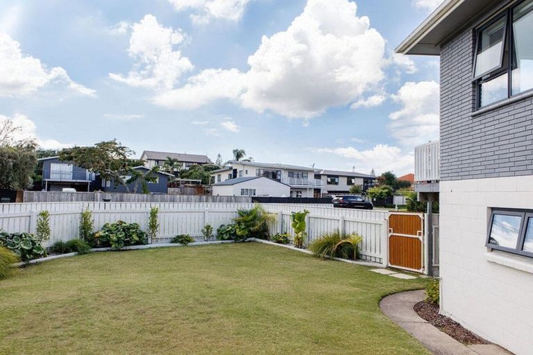 Photo of property in 1 Ohiwa Parade, Ohope, 3121