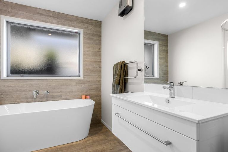 Photo of property in 20 Collier Drive, Halswell, Christchurch, 8025