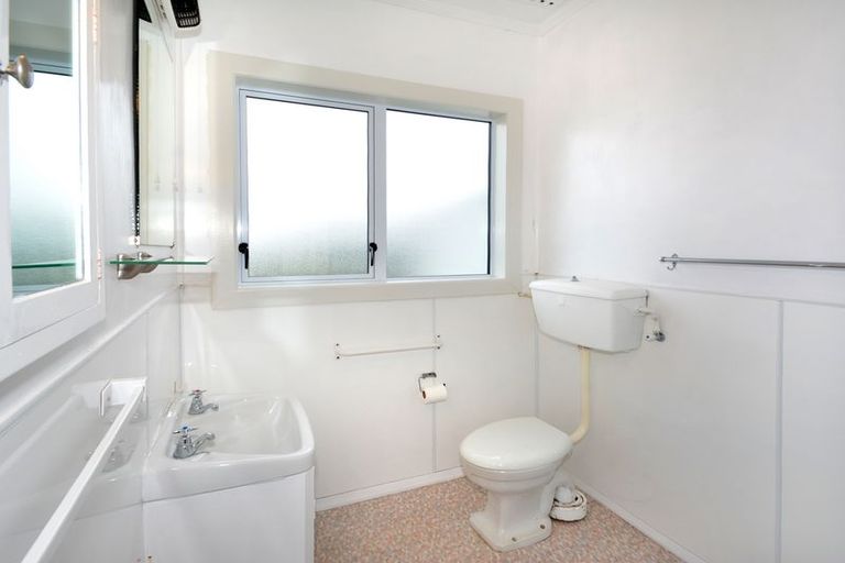 Photo of property in 15 Puketai Street, Andersons Bay, Dunedin, 9013