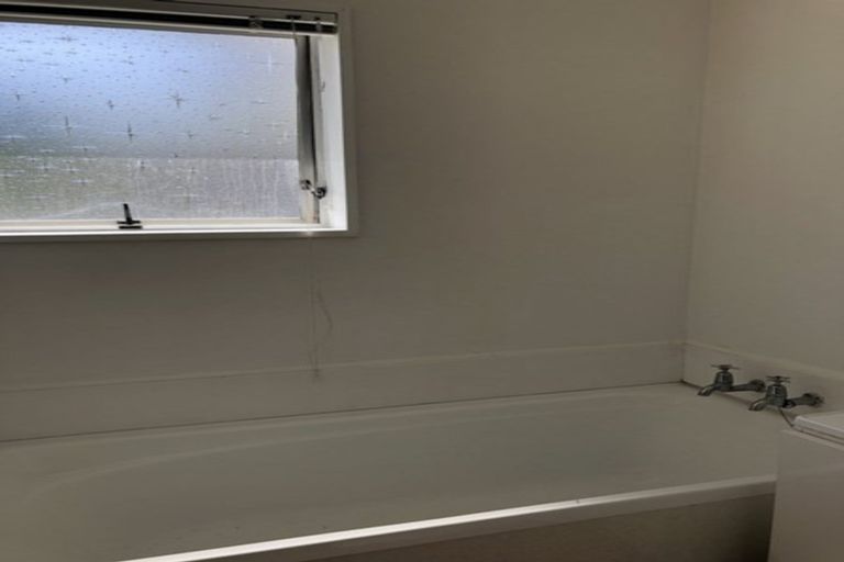 Photo of property in 137 Gills Road, Half Moon Bay, Auckland, 2014