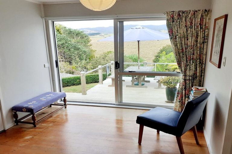 Photo of property in 46 Bays Road, Orere Point, Papakura, 2585