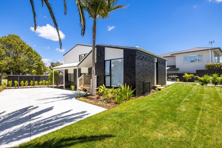 Photo of property in 1 Alexander Place, Papamoa Beach, Papamoa, 3118