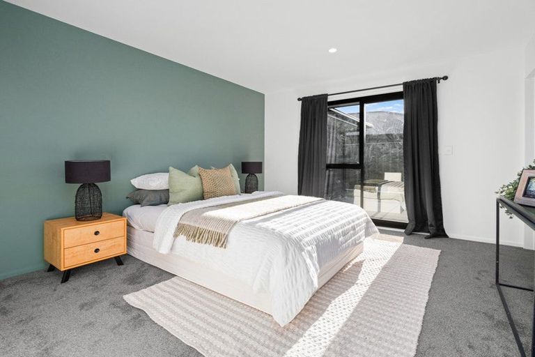 Photo of property in 33 Jean Batten Lane, Rolleston, 7615