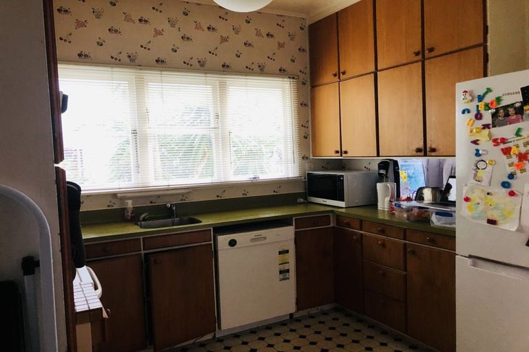 Photo of property in 1/442 Evans Bay Parade, Hataitai, Wellington, 6021