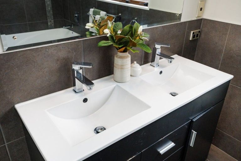 Photo of property in 196 Kelvin Grove Road, Kelvin Grove, Palmerston North, 4414