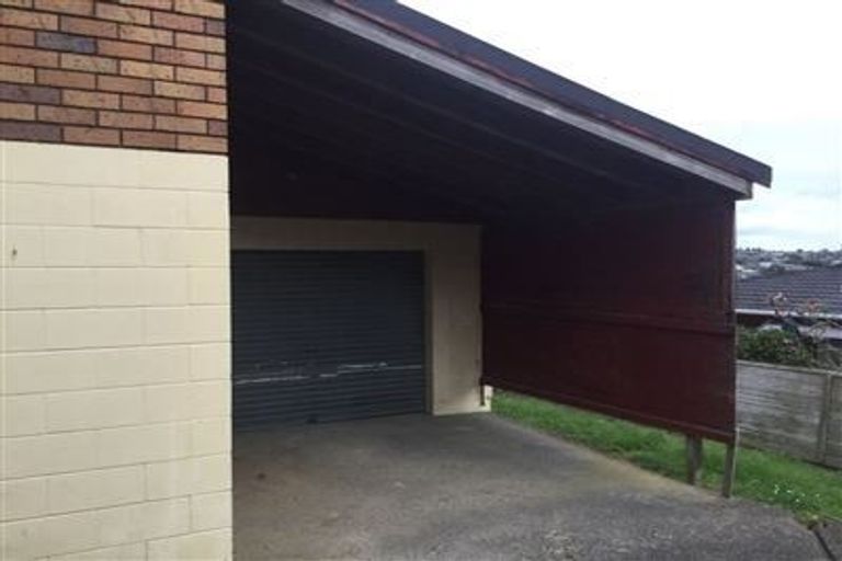 Photo of property in 1/34 Gulf View Road, Murrays Bay, Auckland, 0630