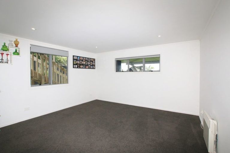 Photo of property in 264 Glenvar Road, Torbay, Auckland, 0630