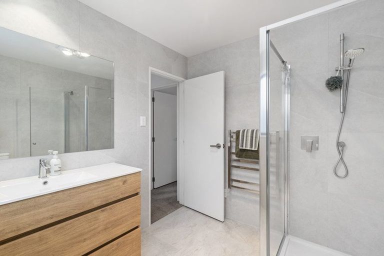 Photo of property in 74d Prospect Terrace, Pukekohe, 2120