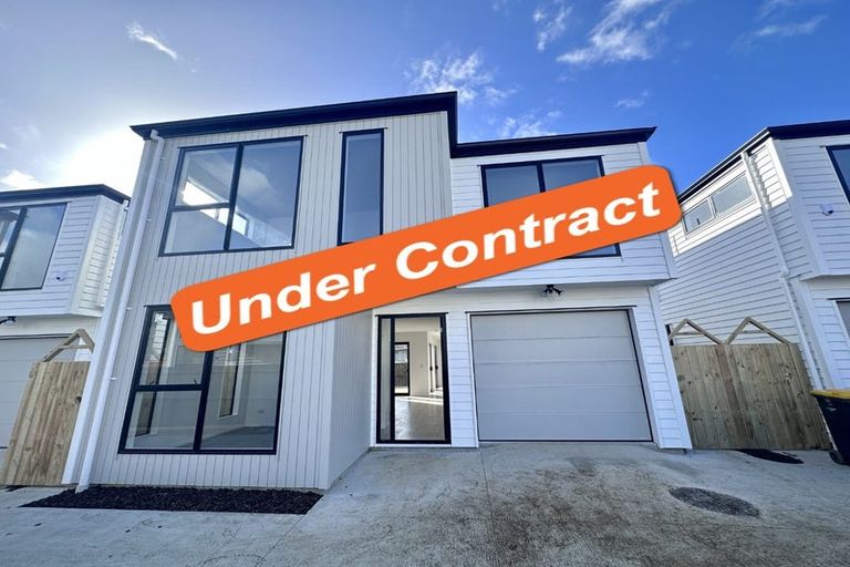 Photo of property in 3b Glennandrew Drive, Half Moon Bay, Auckland, 2012