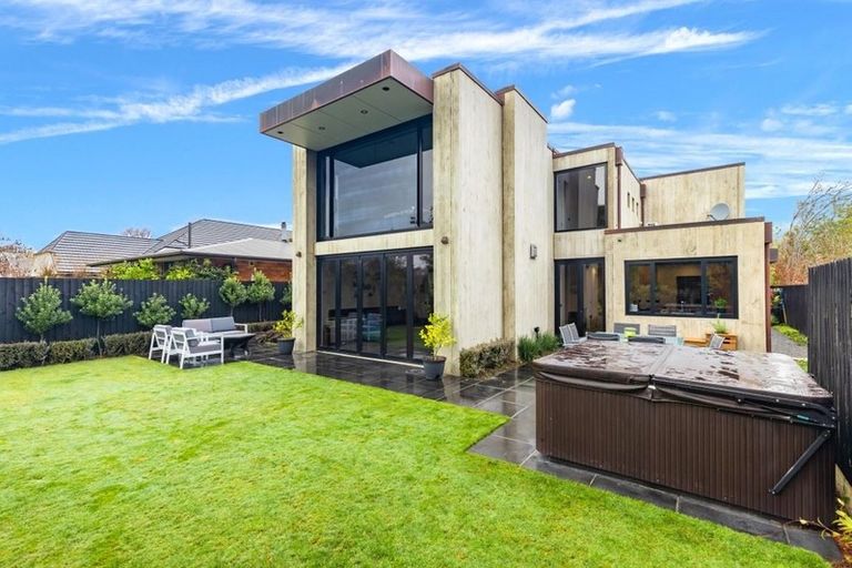 Photo of property in 26 Bannister Place, Ilam, Christchurch, 8053