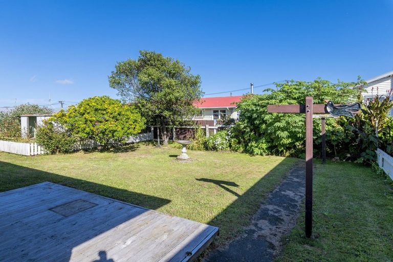 Photo of property in 15b Hadfield Street, Otaki, 5512